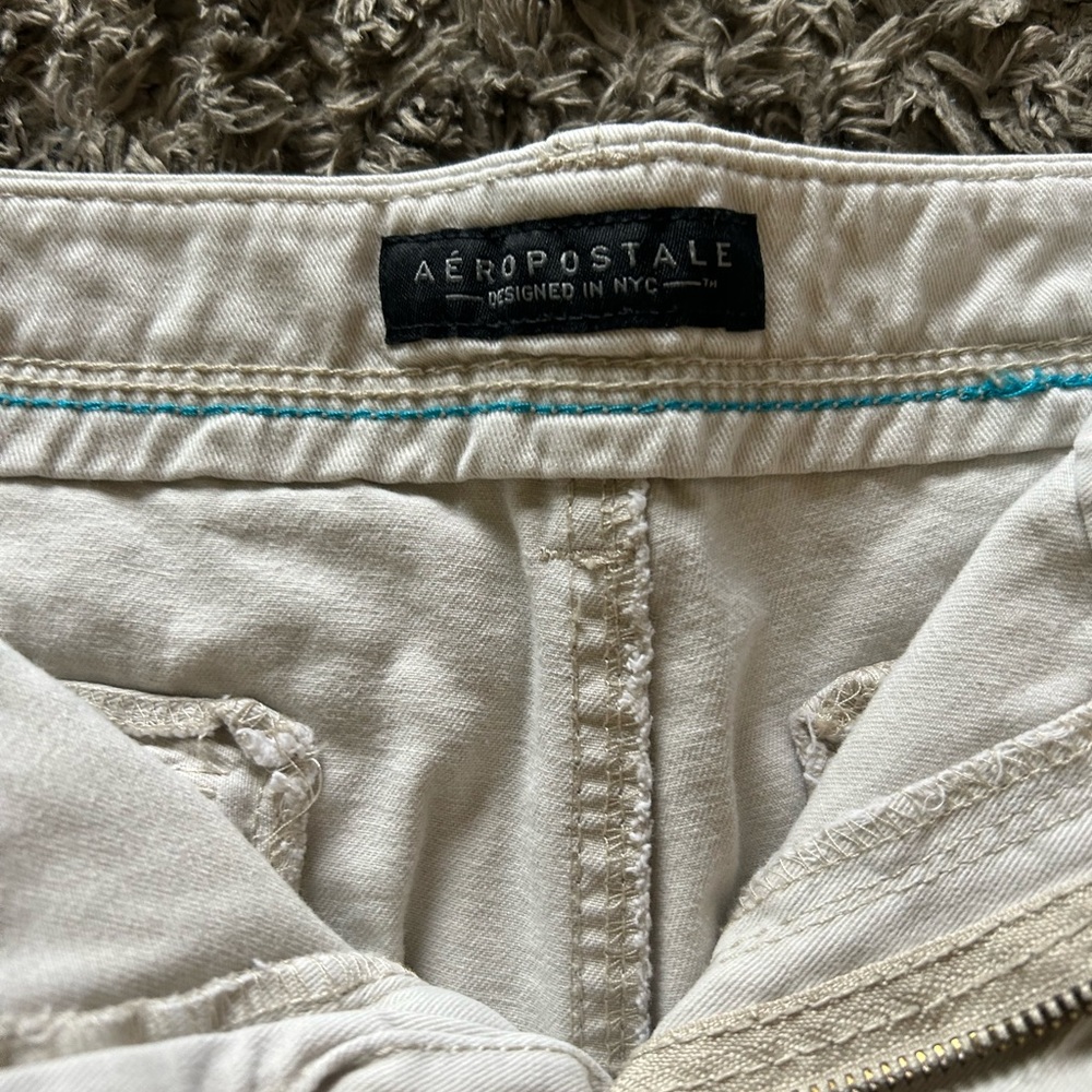 Stone Aeropostale Cargo shorts, size 36 - Picture 2 of 4